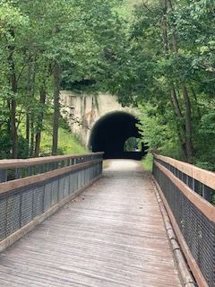 Hiking On The GAP with Maple Leaf Outfitters
